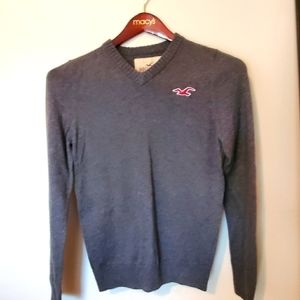 Hollister sweater